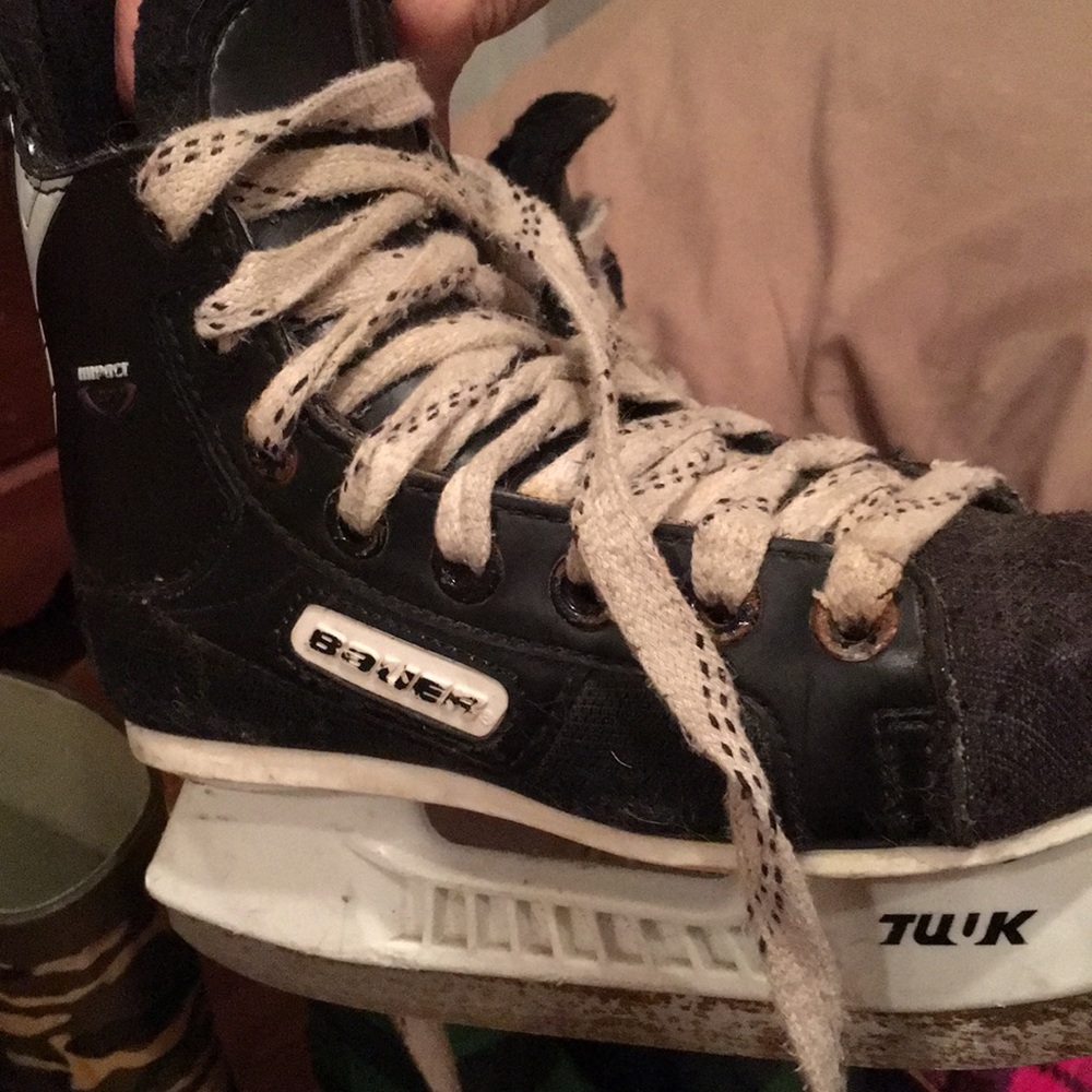 Skates